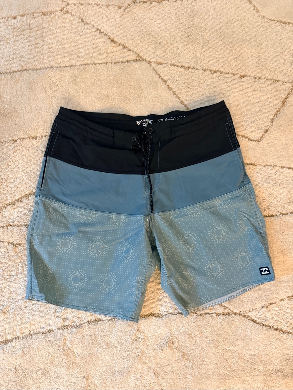 Billabong Men’s Black and Slate Blue Patterned Boardshorts